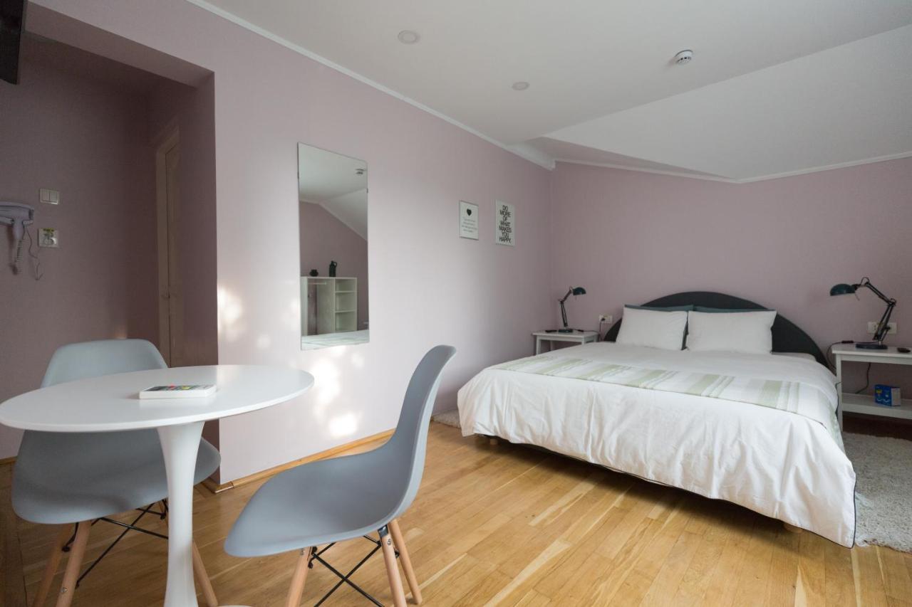 Casa Ris Hotel Targu Jiu Bagian luar foto