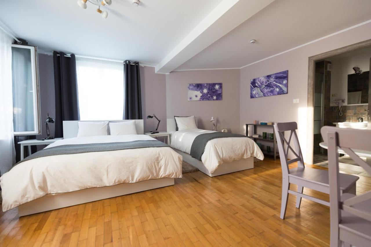Casa Ris Hotel Targu Jiu Bagian luar foto